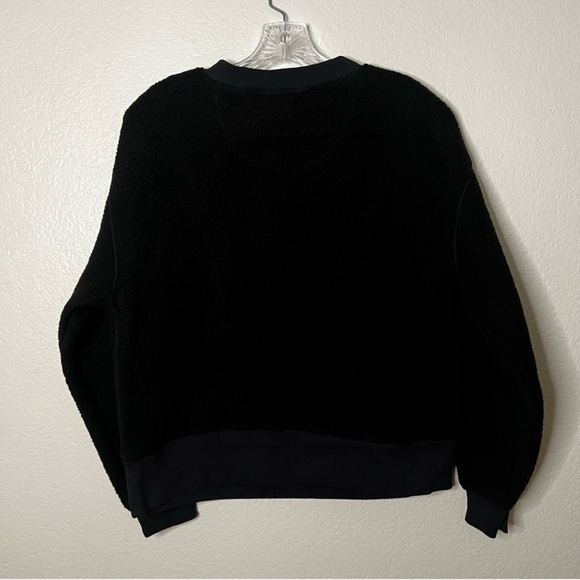 NWT Everlane The ReNew Fleece Teddy Oversized Crew Sweatshirt in Black Size: M - Picture 6 of 8